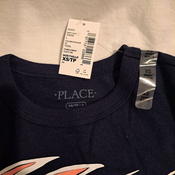 The Children's Place graphic t-shirt dinosaur Easter bunny scares eggs XS New! - Picture 3 of 6